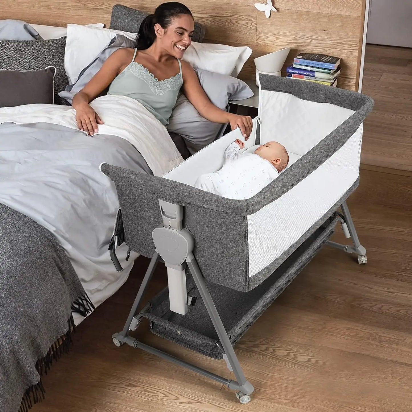 Baby Bassinet, Bedside Sleeper, Easy Folding Bassinet, Storage Basket, Wheels to Reduce Mom's Fatigue